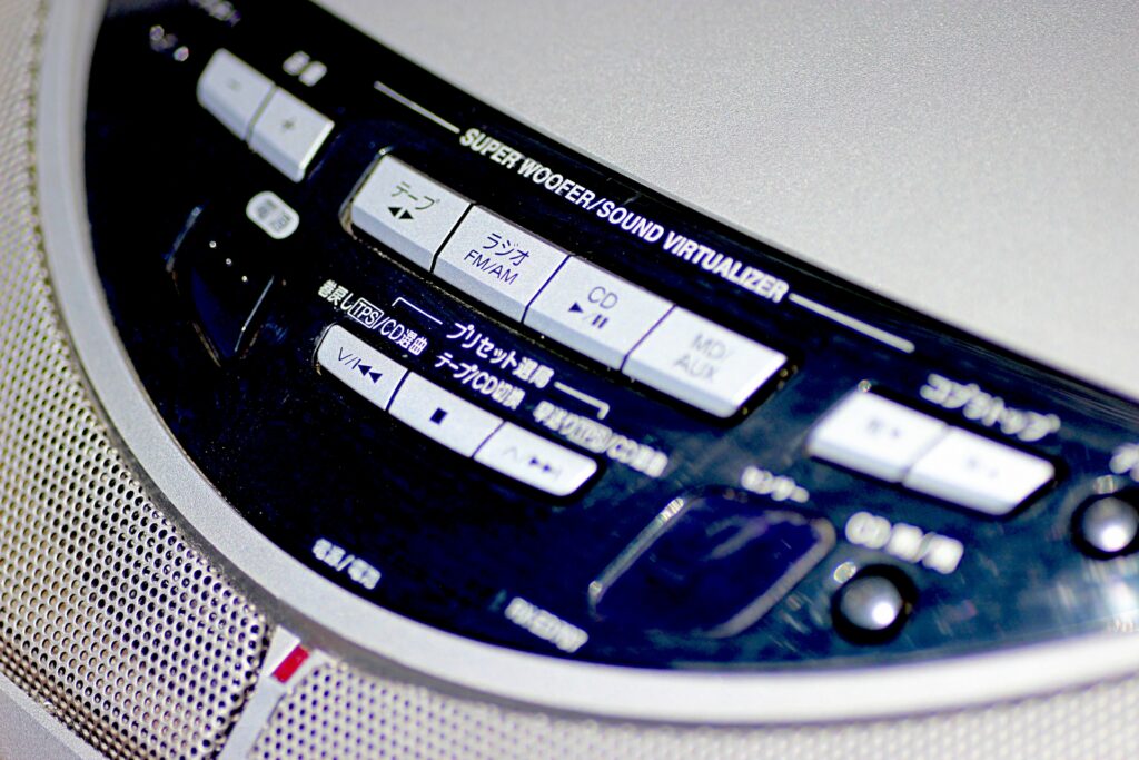 英会話の勉強法！ラジオ講座の活用